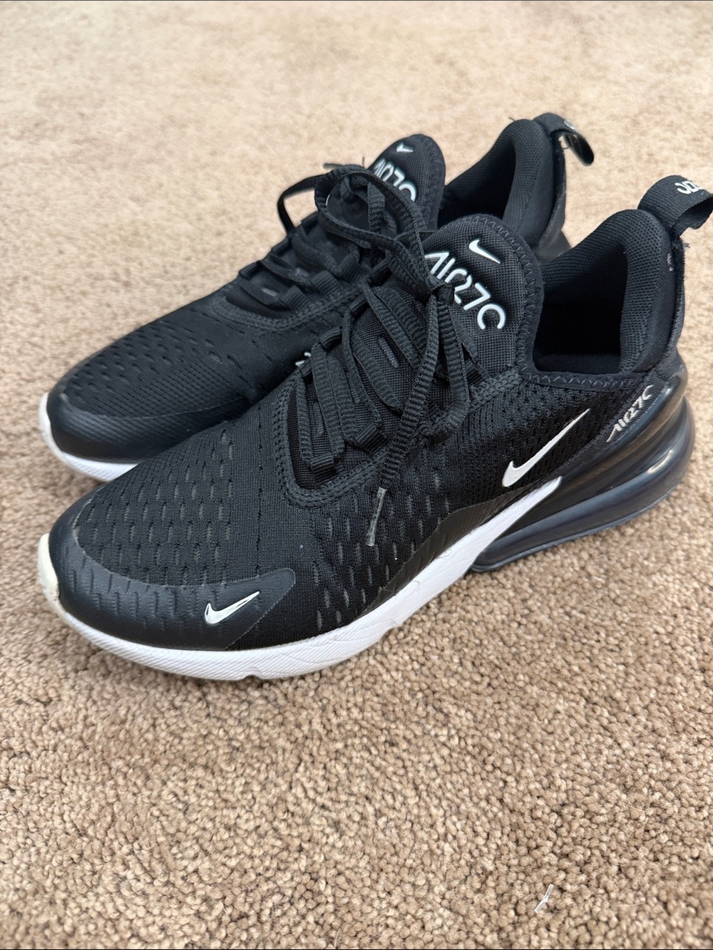 Nike Men's Black/White Athletic Air Max Sneakers